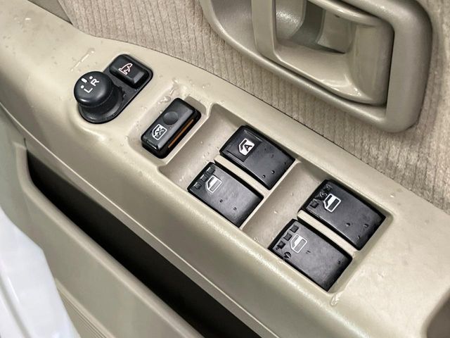 DAIHATSU ATRAI WAGON 4WD 2014 Image 31