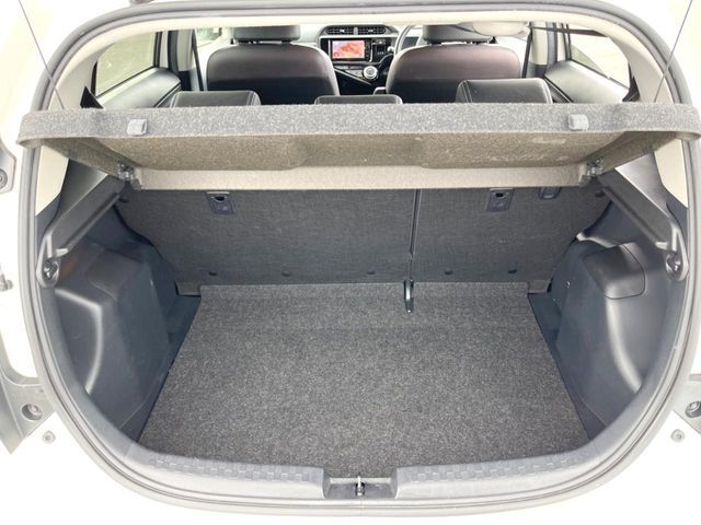 TOYOTA AQUA 2016 Image 31