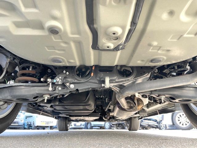 TOYOTA HARRIER 2WD 2017 Image 31