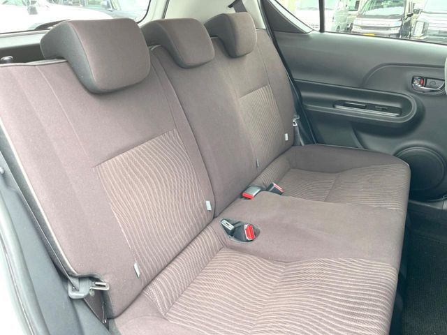 TOYOTA AQUA 2015 Image 31