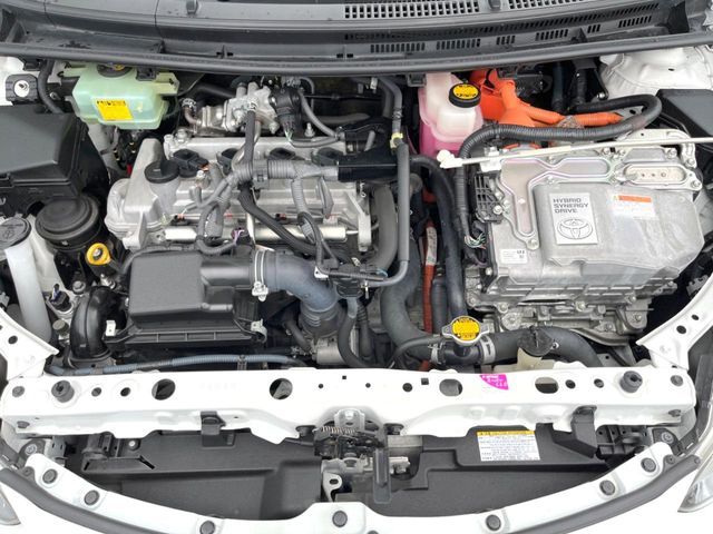 TOYOTA AQUA 2015 Image 31