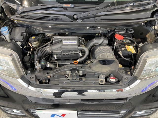 HONDA N BOX CUSTOM 2015 Image 31