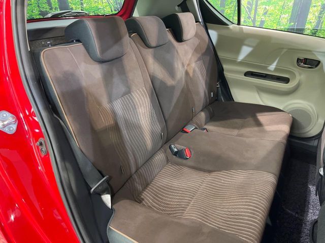 TOYOTA AQUA 2013 Image 31