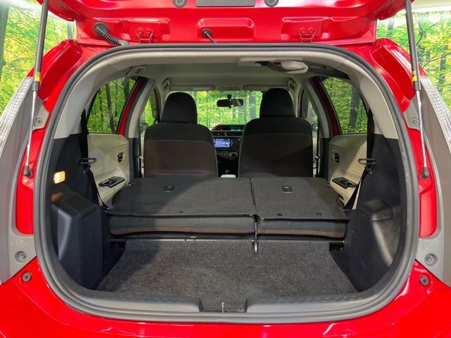 TOYOTA AQUA 2013 Image 31