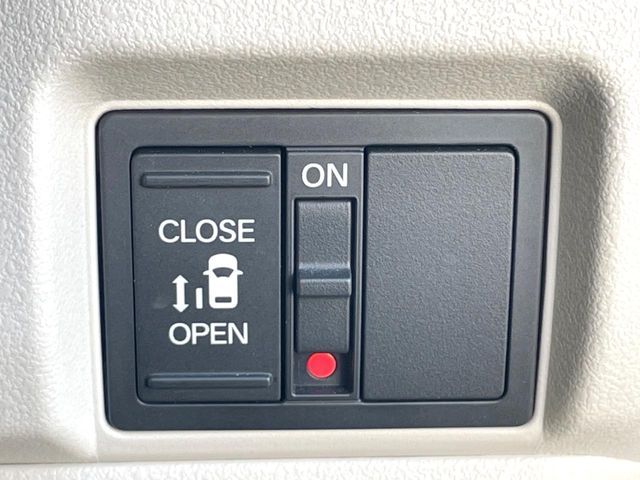 HONDA N BOX 2024 Image 31