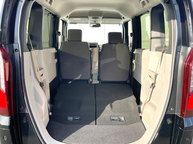 HONDA N BOX 2024 Image 31