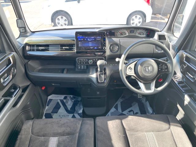 HONDA N BOX CUSTOM 2020 Image 31