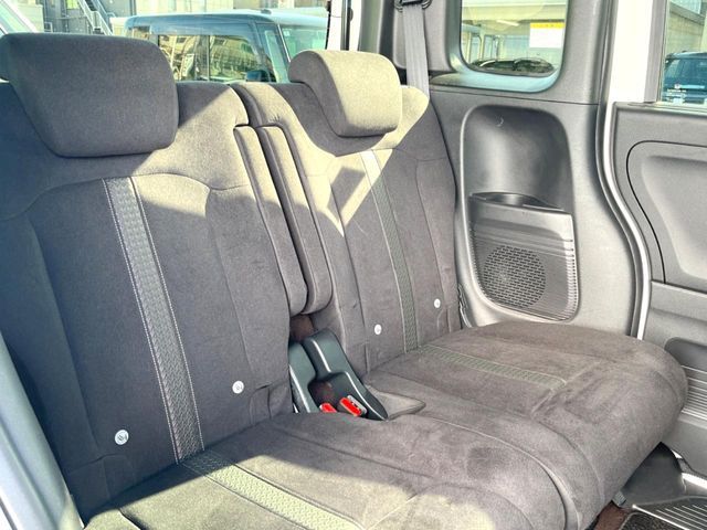 HONDA N BOX CUSTOM 2020 Image 31