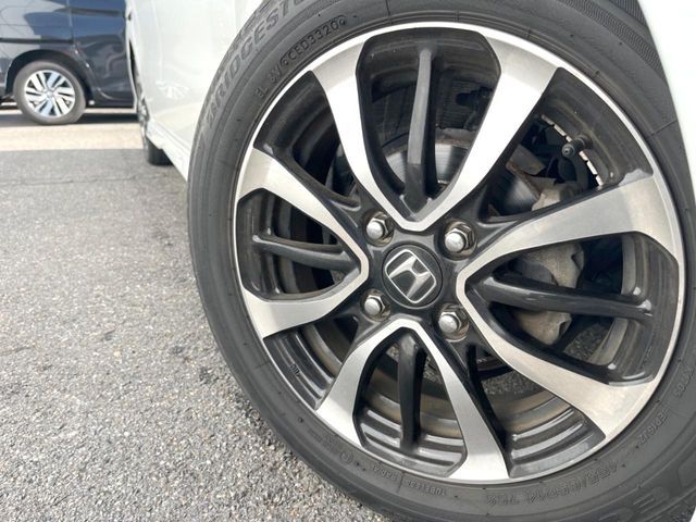 HONDA N BOX CUSTOM 2020 Image 31