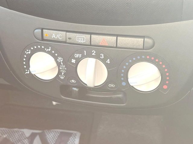 DAIHATSU ESSE 2010 Image 31