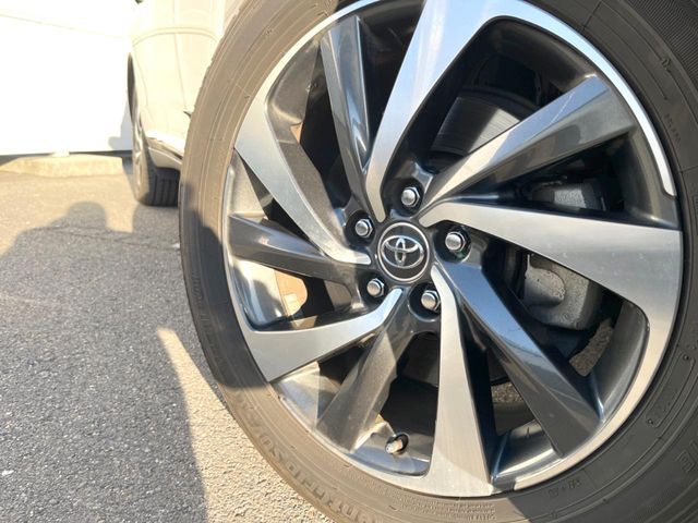 TOYOTA HARRIER 2WD 2017 Image 31