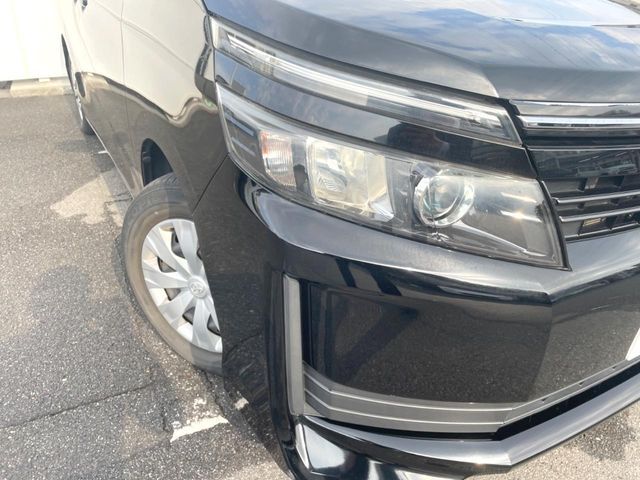 TOYOTA VOXY 2015 Image 31