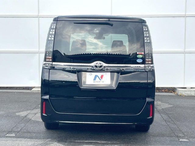 TOYOTA VOXY 2015 Image 31