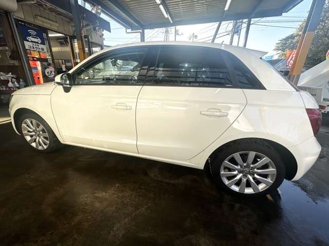 AUDI A1 SPORTBACK 2013 Image 31