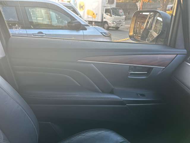 MITSUBISHI DELICA D:5 4WD 2019 Image 31