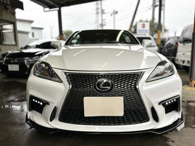 TOYOTA LEXUS IS350C 2010 Image 31