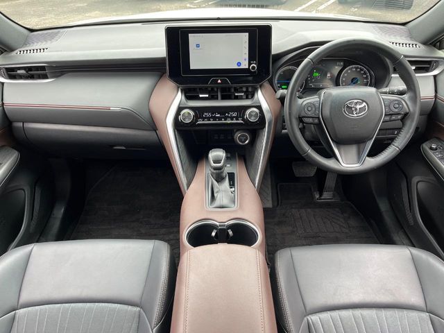 TOYOTA HARRIER HYBRID 2023 Image 31