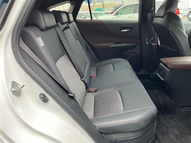 TOYOTA HARRIER HYBRID 2023 Image 31