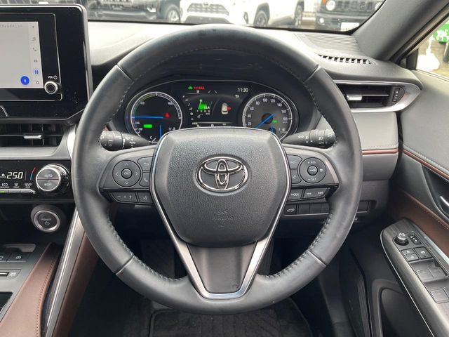 TOYOTA HARRIER HYBRID 2023 Image 31