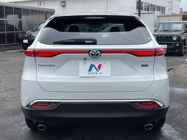 TOYOTA HARRIER HYBRID 2023 Image 31