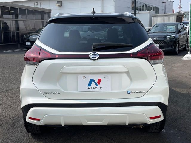 NISSAN KICKS 2023 Image 31