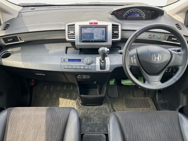 HONDA FREED 2015 Image 31