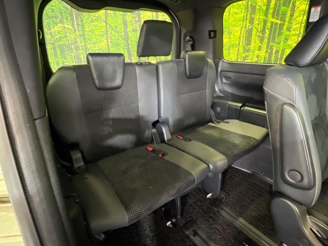 TOYOTA VOXY 2020 Image 31