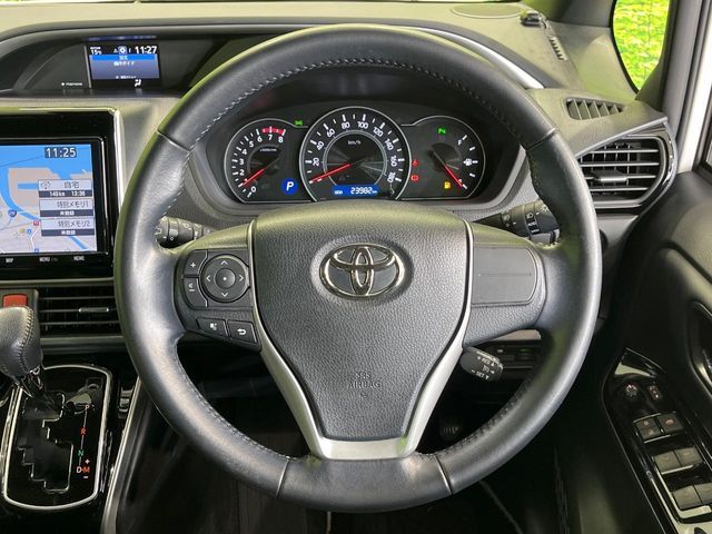TOYOTA VOXY 2020 Image 31