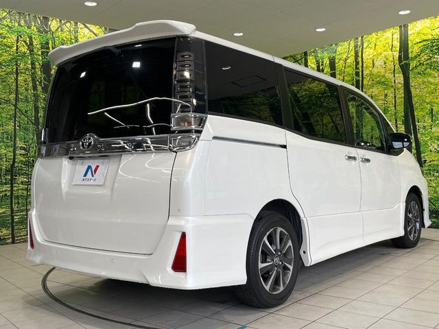 TOYOTA VOXY 2020 Image 31