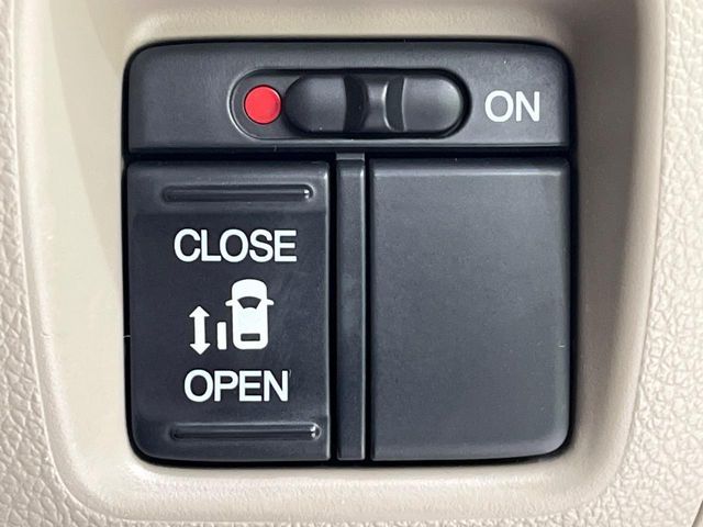 HONDA N BOX 2012 Image 31