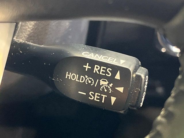 TOYOTA PRIUS 2017 Image 31