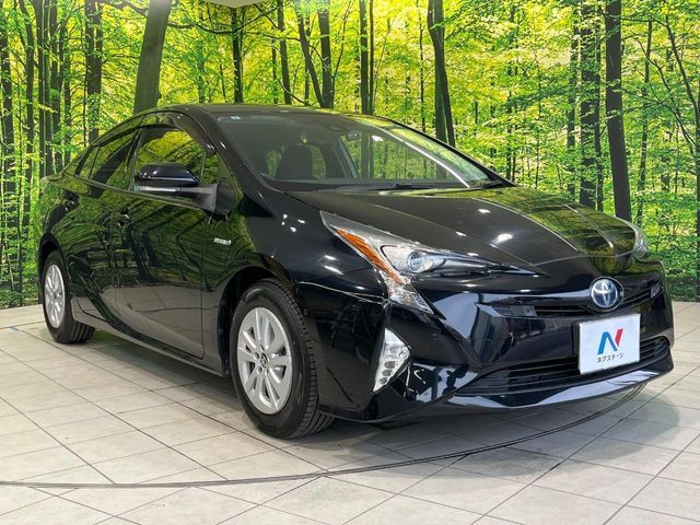 TOYOTA PRIUS 2017 Image 31