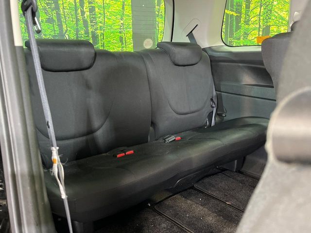 MAZDA BIANTE 2012 Image 31