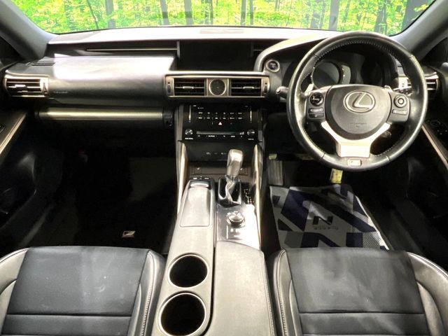 TOYOTA LEXUS IS300H 2014 Image 31