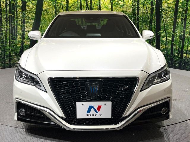 TOYOTA CROWN SEDAN HYBRID 2018 Image 31