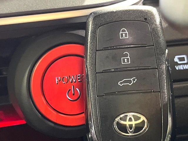TOYOTA PRIUS 2023 Image 31