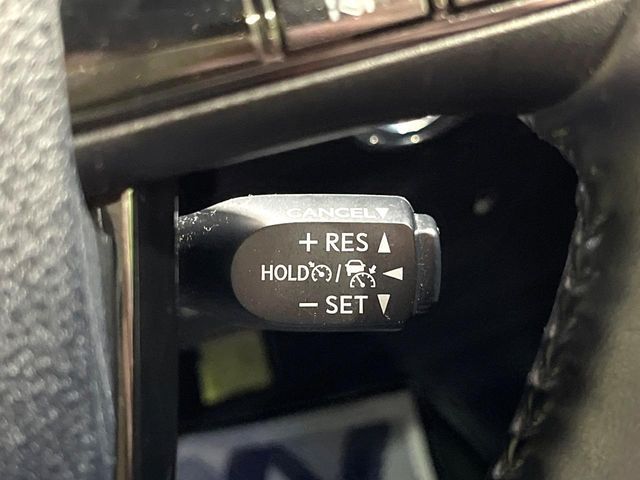 TOYOTA PRIUS 2019 Image 31