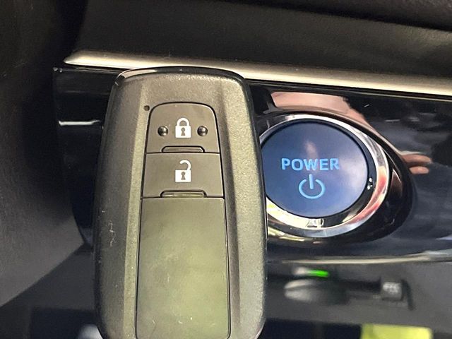 TOYOTA PRIUS 2019 Image 31