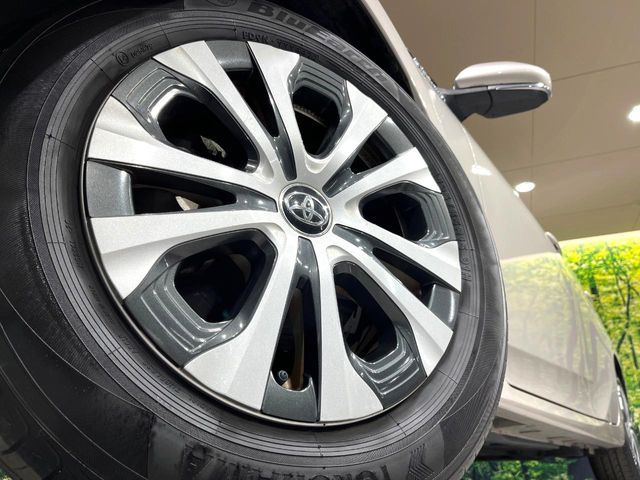 TOYOTA PRIUS 2019 Image 31