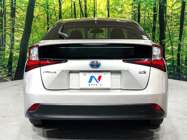 TOYOTA PRIUS 2019 Image 31