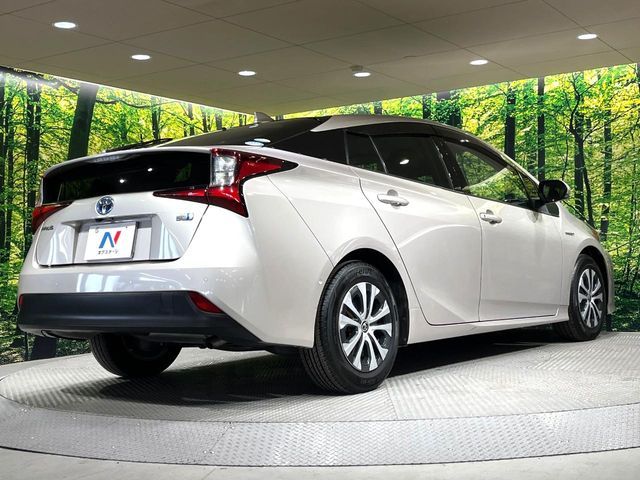 TOYOTA PRIUS 2019 Image 31