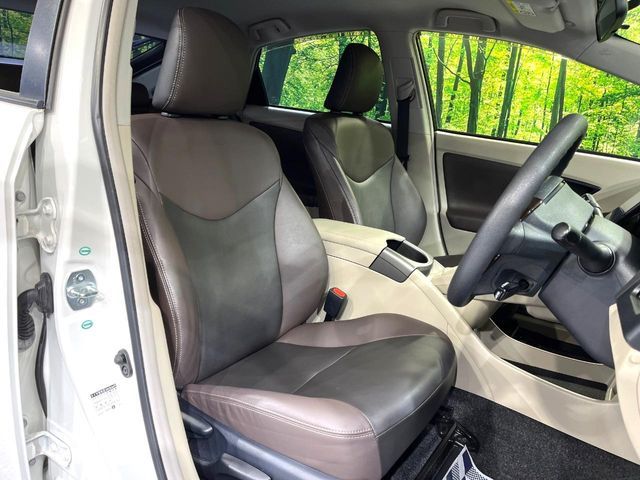 TOYOTA PRIUS 2014 Image 31