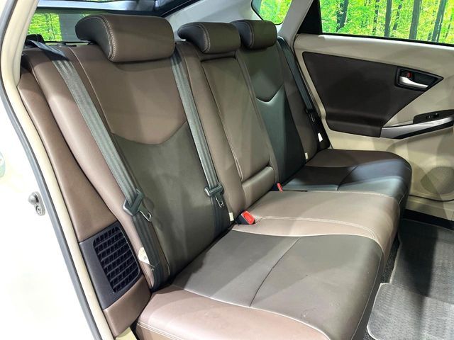 TOYOTA PRIUS 2014 Image 31