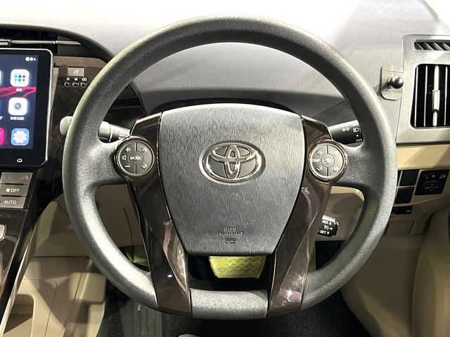 TOYOTA PRIUS 2014 Image 31