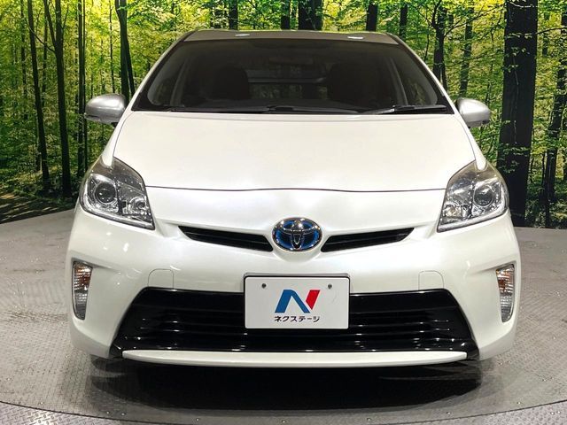 TOYOTA PRIUS 2014 Image 31