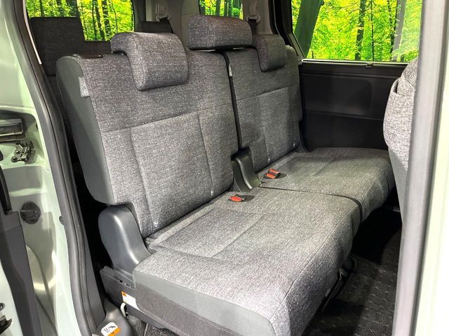 TOYOTA SIENTA HYBRID 2023 Image 31