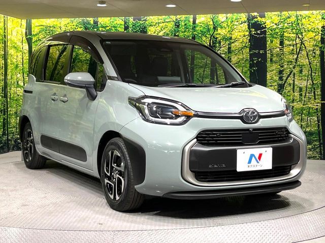 TOYOTA SIENTA HYBRID 2023 Image 31