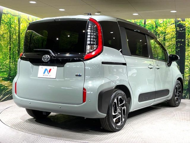 TOYOTA SIENTA HYBRID 2023 Image 31