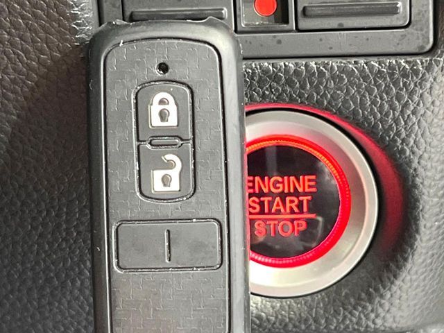 HONDA N BOX 2018 Image 31