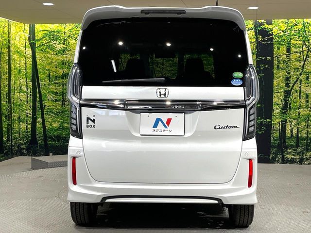 HONDA N BOX 2018 Image 31